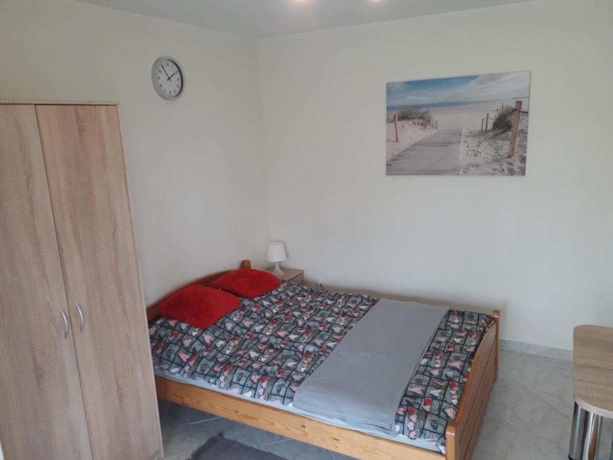 Dom Joanna Bed & Breakfast จีฟโนฟ ภายนอก รูปภาพ